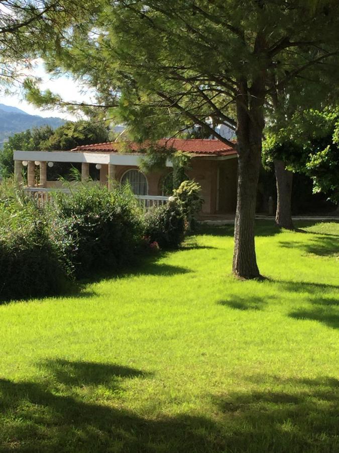 Nostrana Village Apartments Koskinou  Bagian luar foto